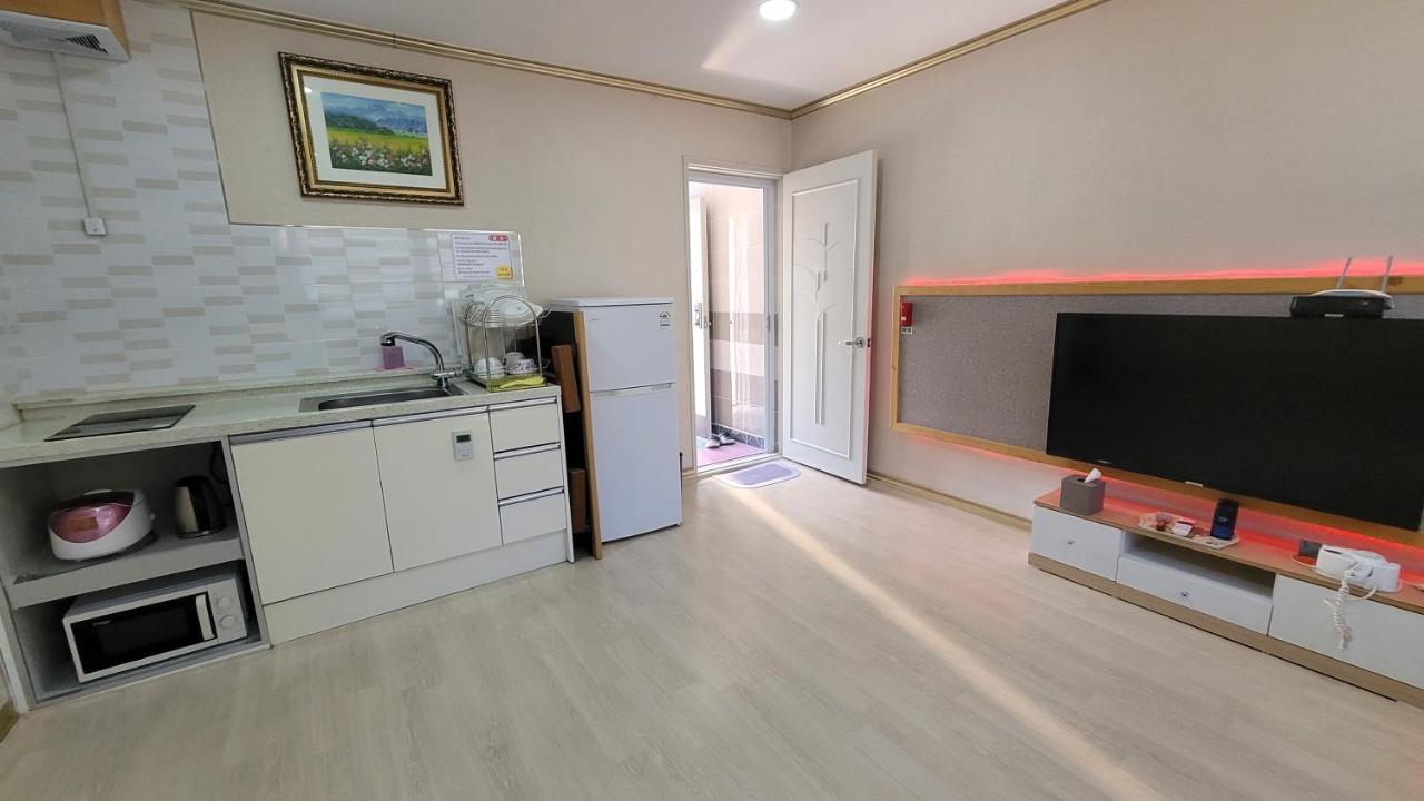 Rg Pension Hadong Exterior foto